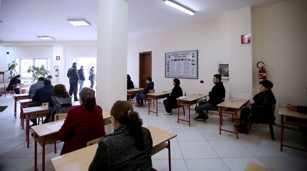 Mesuesit 3 muaj prove pas gares ne portal, vendimi shkakton reagime